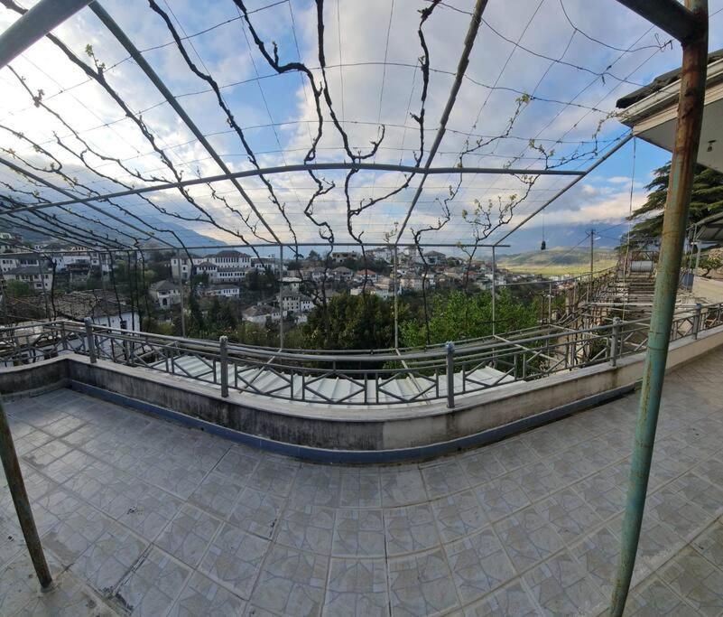 Your Home Away From Home! Gjirokaster Exterior photo